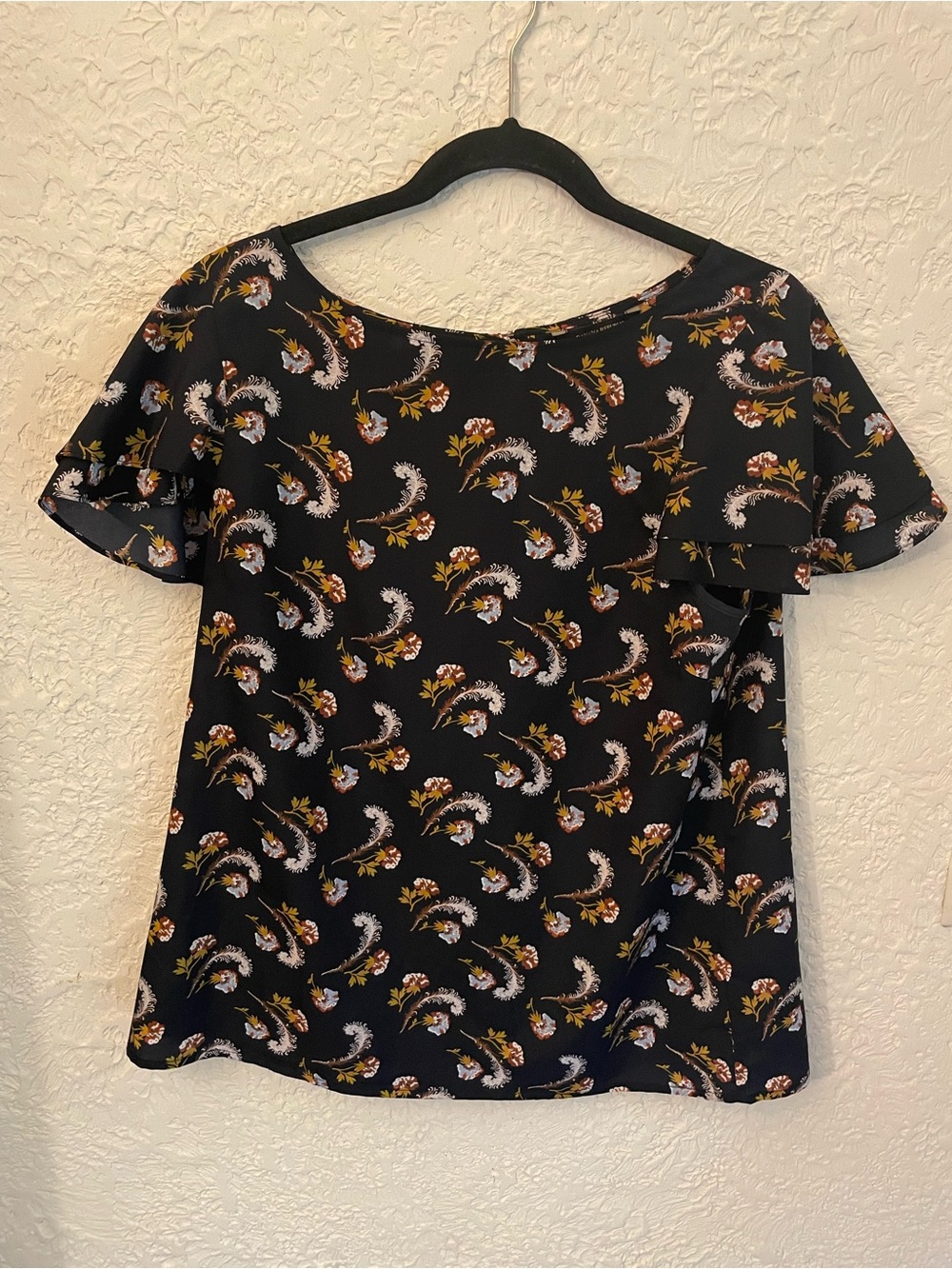 Banana Republic Navy Floral Paisley Flutter-Sleeve Top